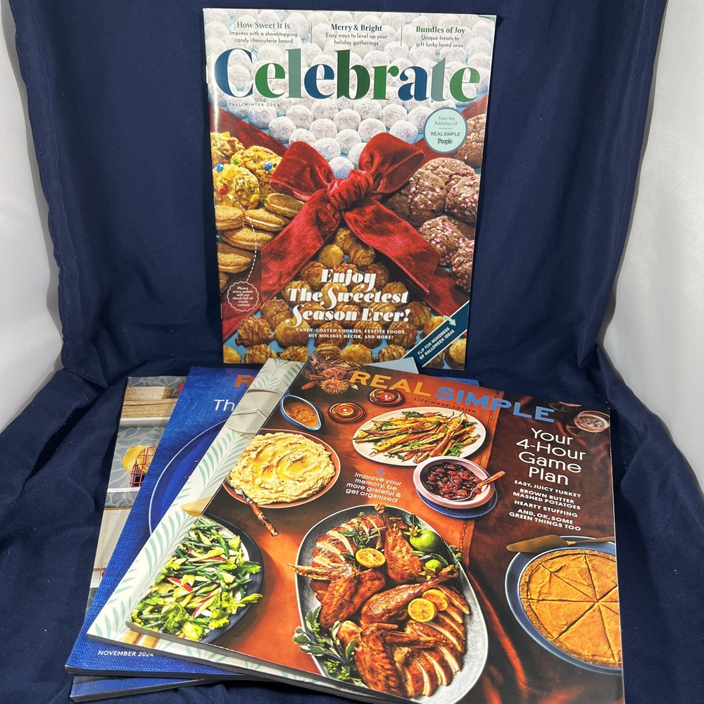 Lot of 5 - 4 Real Simple Magazines + 1 Celebrate Home and Holiday Recipes - Picture 2 of 2